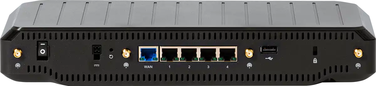 Produktbild på Ericsson Cradlepoint E400 5G-router.